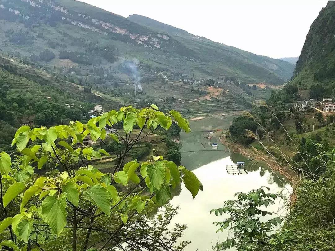 汇川区山盆镇蓬勃发展新面貌揭秘,最新消息一览无余的小镇蜕变之路