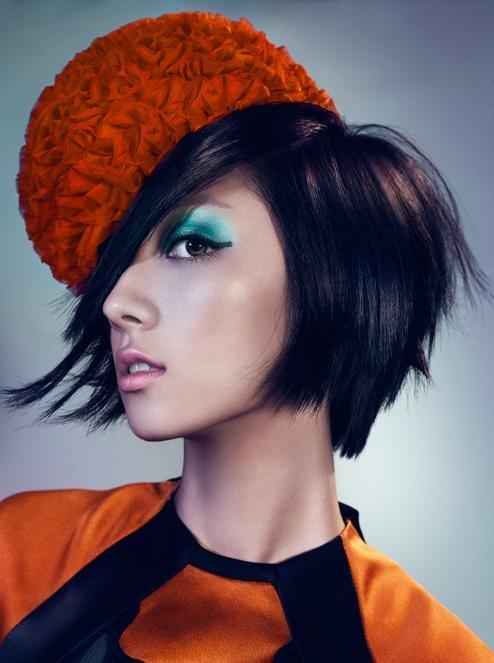 桂纶镁最新发型,时尚先锋引领潮流地位