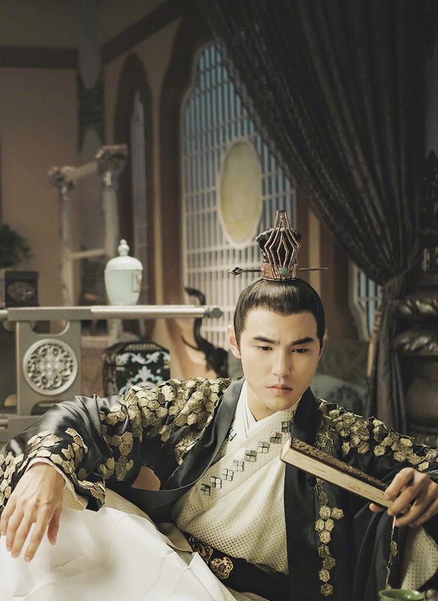 扶摇男主蜕变成长,学习、自信的力量最新消息