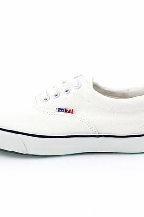 回力女鞋2016最新款——经典时尚完美融合的魅力之选