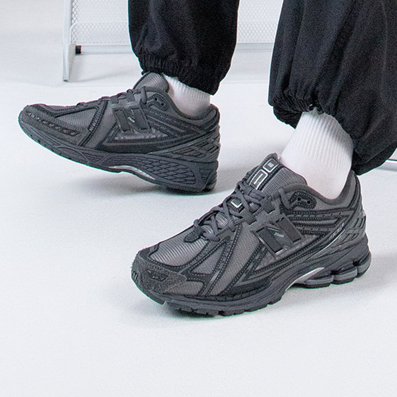New Balance 2024最新款，时尚与科技的完美融合亮相！