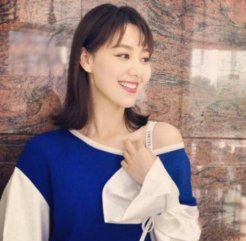 杨晨曦最新婚礼主持词，浪漫仪式，见证幸福时刻