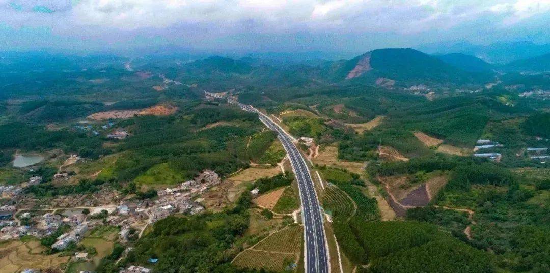 广西灵山高速最新动态，时代速度与地方脉动