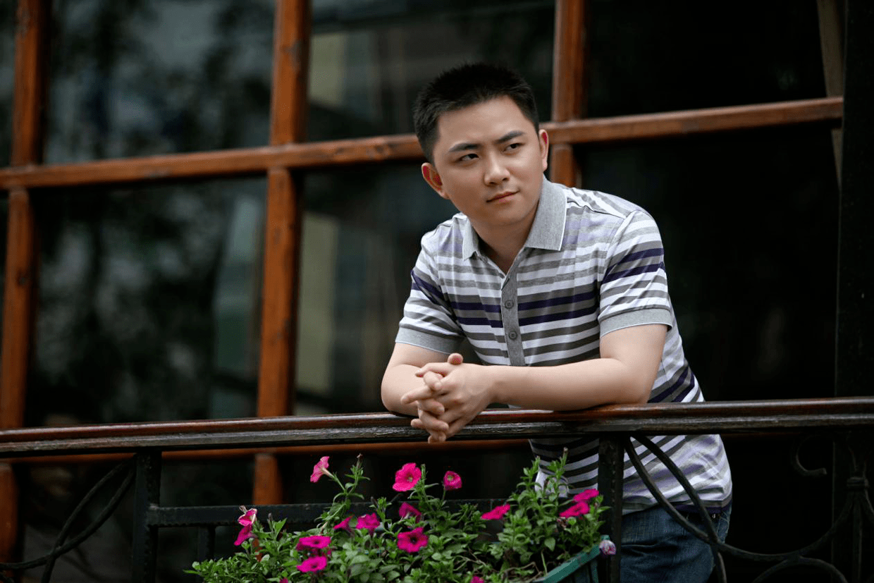 宁航一最新科幻作品鼠妇,触摸未来的科技震撼