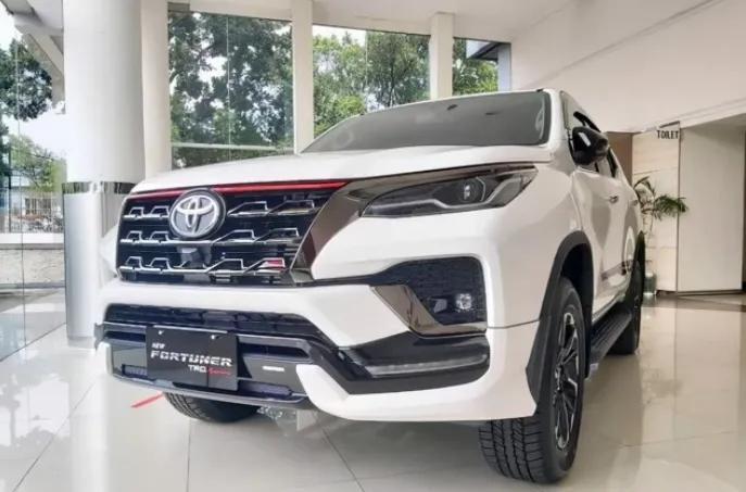 奔跑者最新2.8柴油价格解析,市场走势与多元观点分析