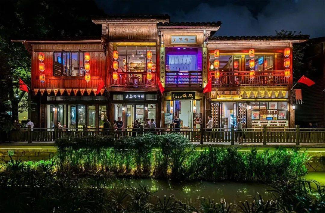 2024新澳门天天开好彩大全正版,专业地调查详解_QPT93.974解题版