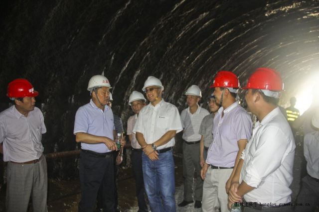 麦贺高速最新进展,一路温情与期待中的前行