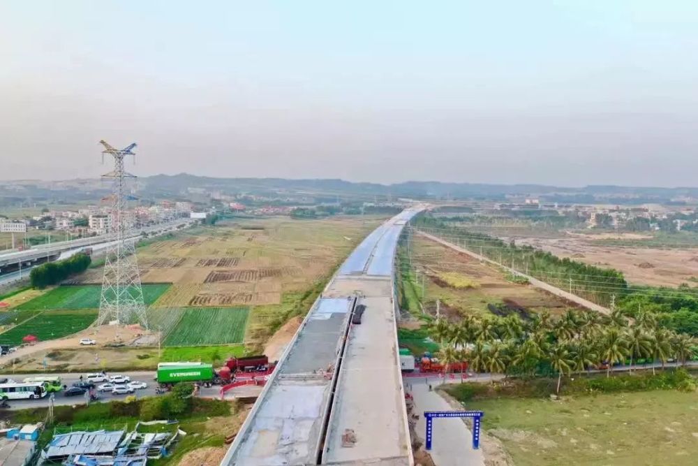 玉湛高速最新进展,一路向前,成就与自信并行,展现建设新篇章