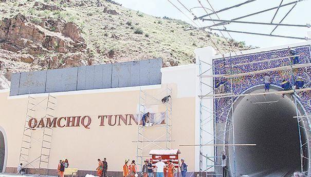 通俄门最新进展,力量变化与自信成就感的背后