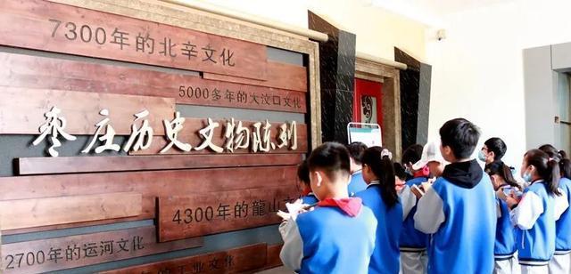 薛城龙潭实验学校最新日常故事，友谊的温馨时光揭秘