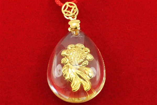 老凤祥金锁最新款式图片，展现自信与成就的力量