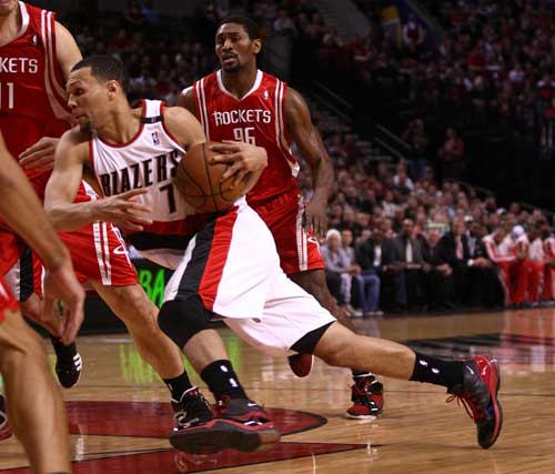 NBA火箭最新动态与心灵自然之旅，赛场风云与心灵探索的双重体验