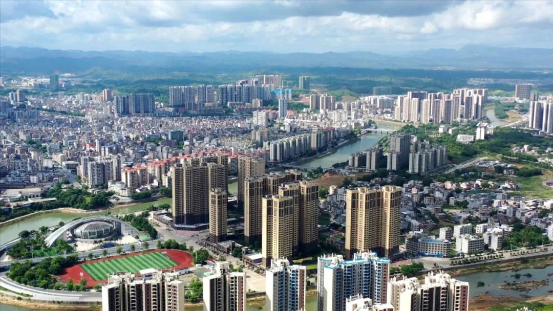 怀集蜕变之地,学习赋予自信与力量之源