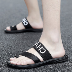 科技重塑时尚,最新凉鞋男体验前沿魅力