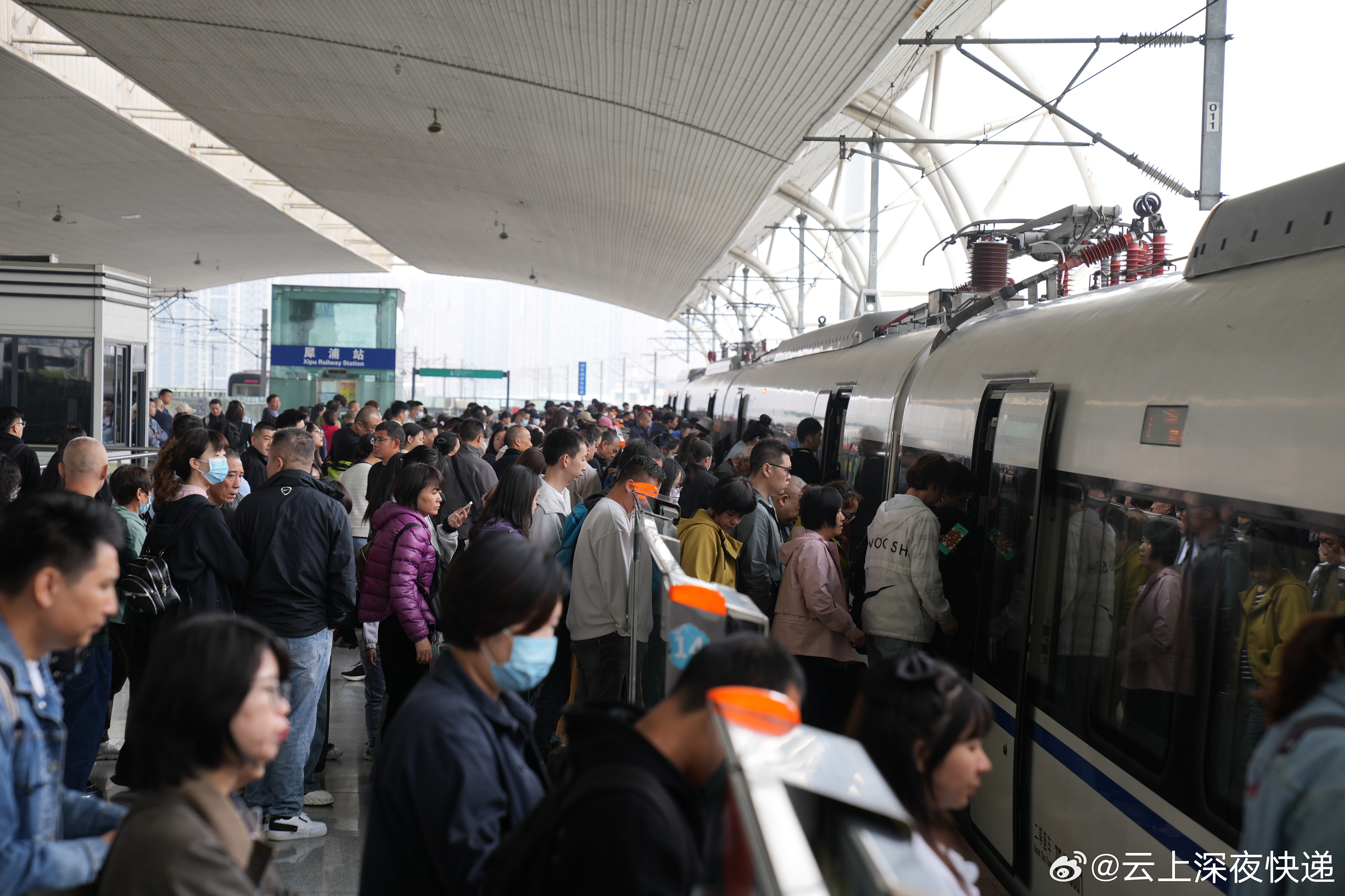 科技重塑旅途,最新火车开行,开启速度与激情的新纪元