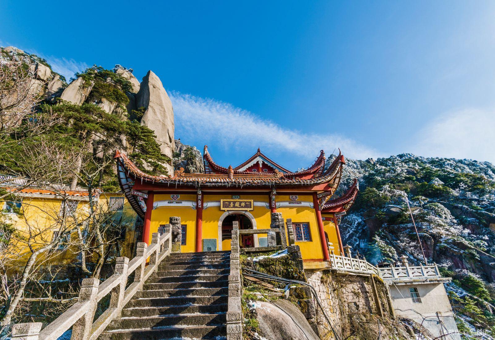 中国最新寺庙，科技与传统融合的前沿体验