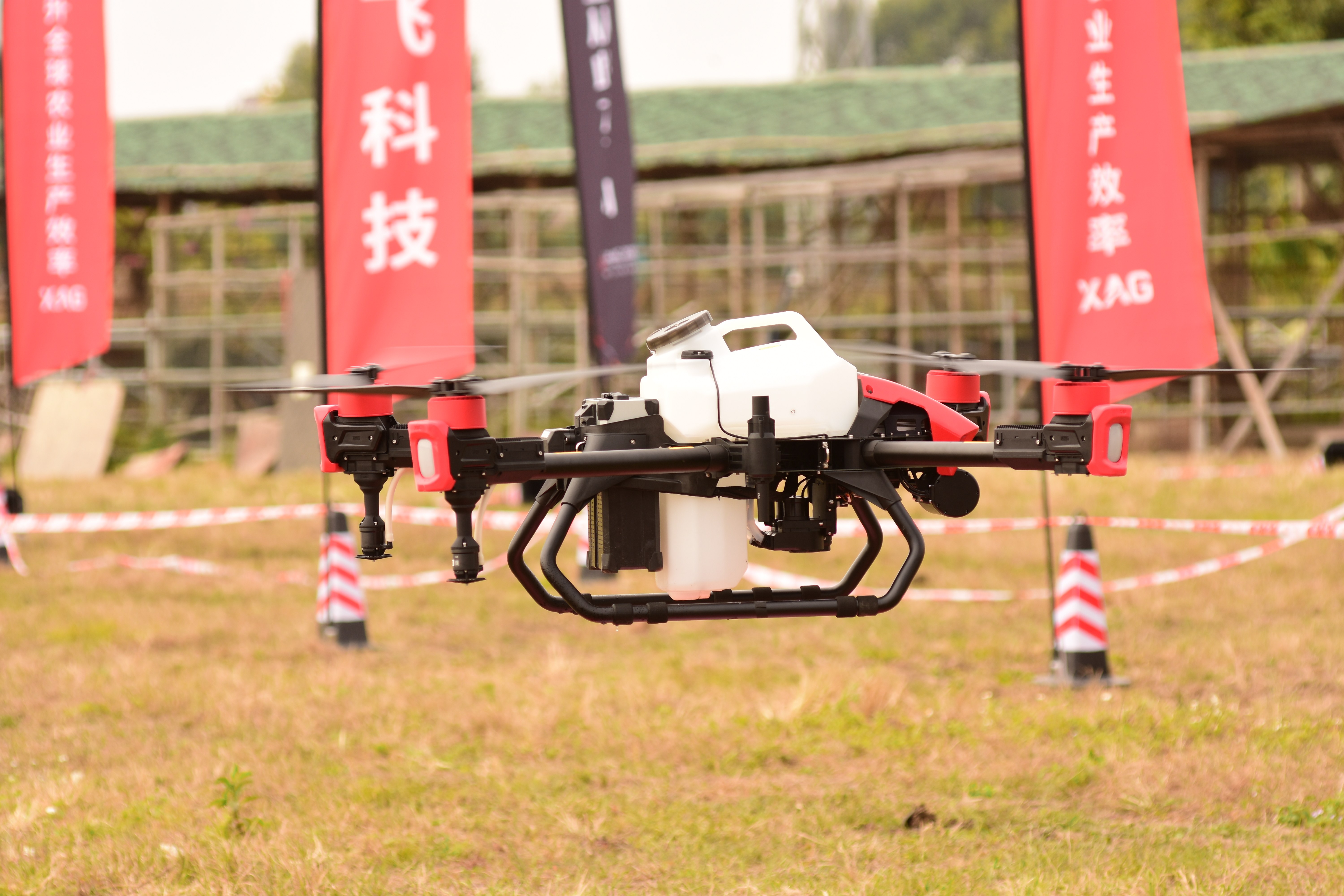 极飞最新技术引领无人机革新,开启智能农业新篇章