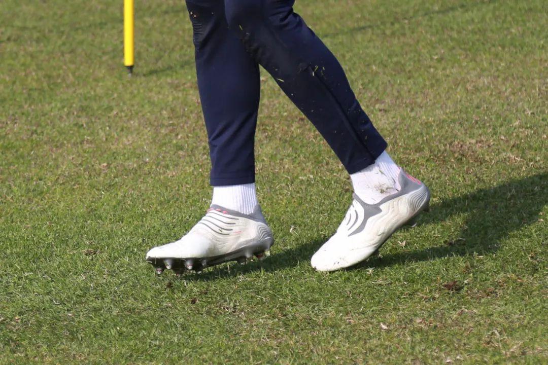 火线最新赛季战火重燃，全新体验来袭！