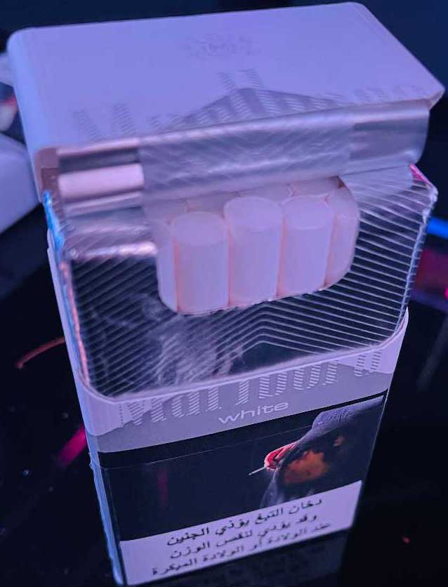 最新单向烟炫酷登场,引领潮流新风尚!