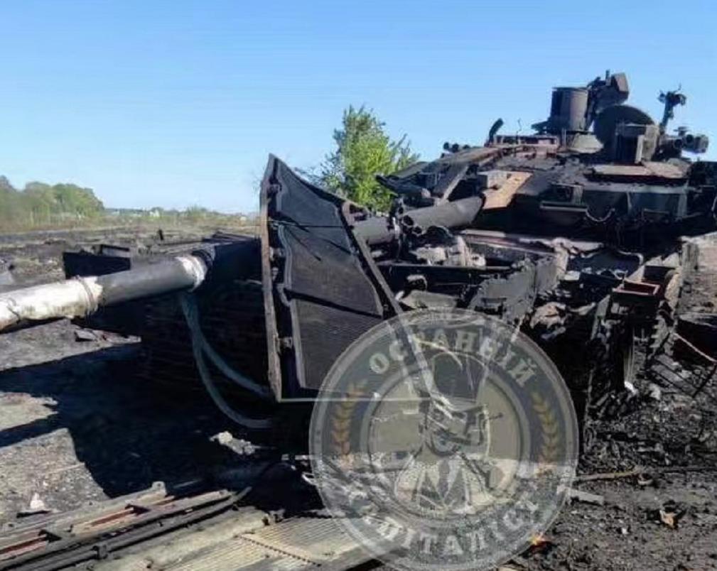 现代最新坦克震撼登场,钢铁巨兽引领新时代!