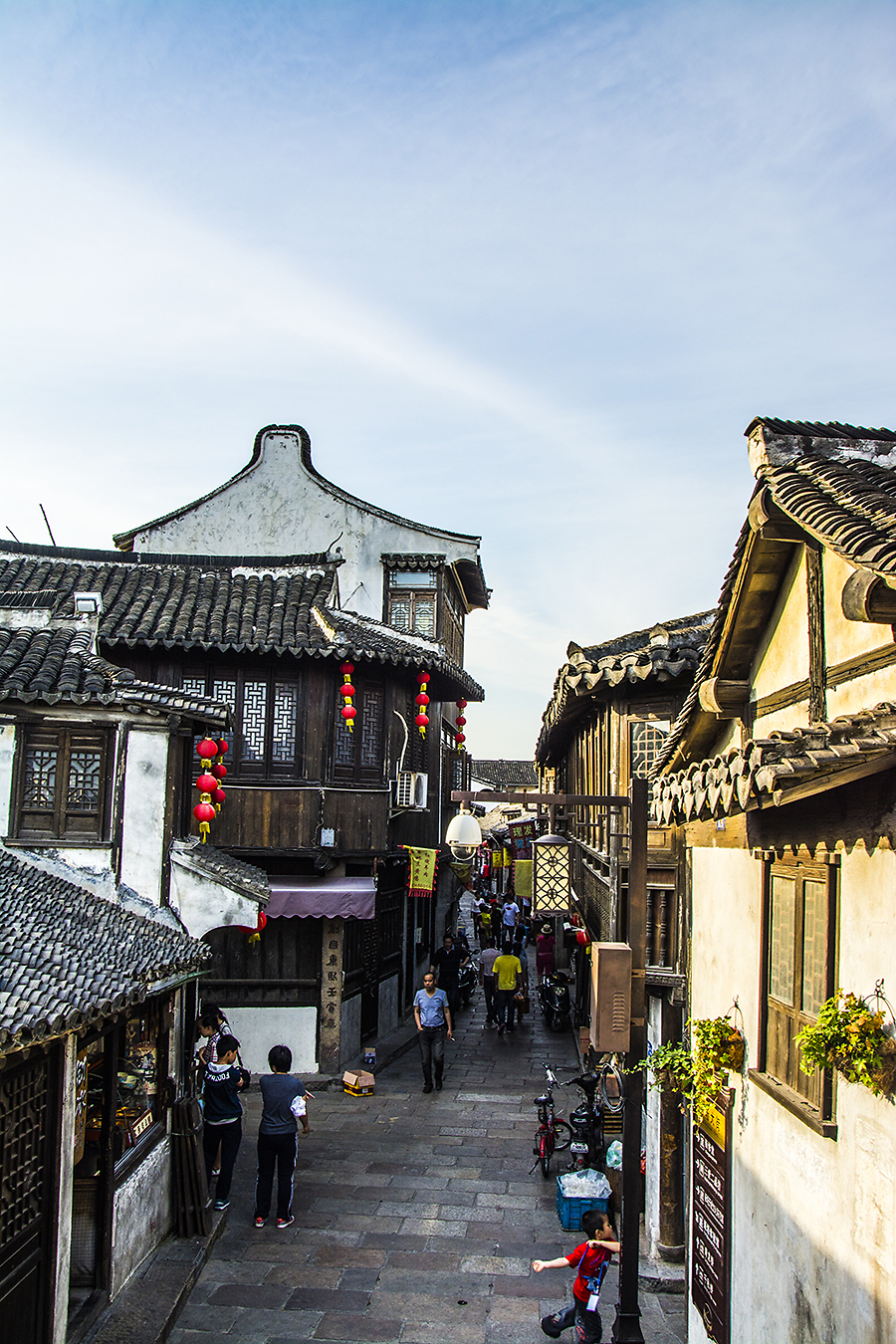 新场镇巷弄深处的独特小店,未知味蕾之旅探索