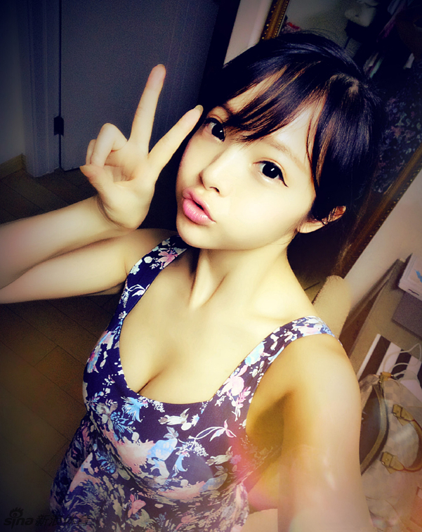 嫩模自拍最新风潮揭秘，引领时尚潮流的嫩模自拍，你Get了吗？✨