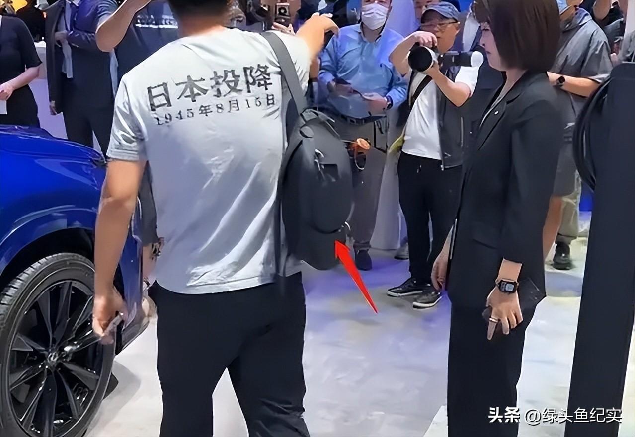 小城爱国热情涌动,最新事件与温馨日常记录