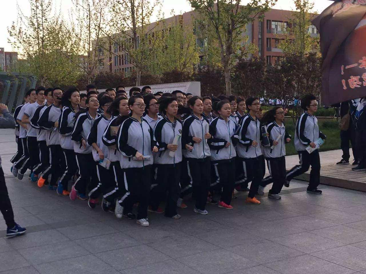 坏分数最新下载,自然美景的心灵之旅启动之旅