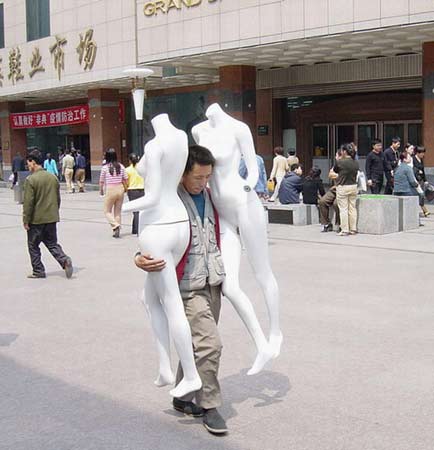 涉黄警告,小巷深处的独特风情探索与最新人体偷拍事件曝光