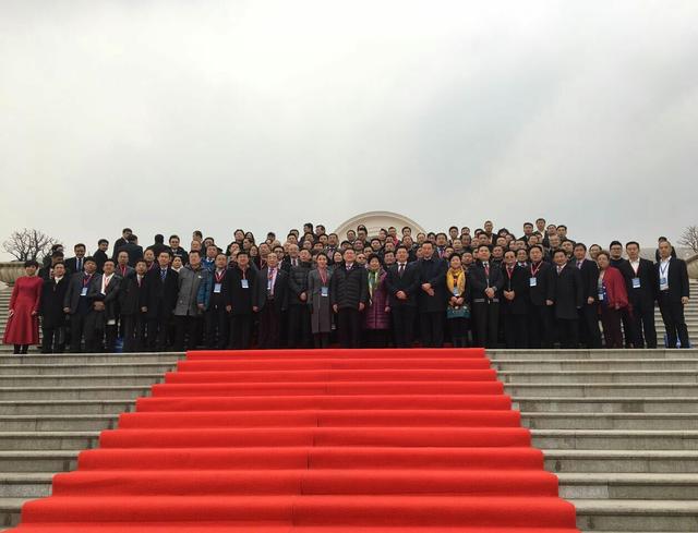 邓卜方最新情况揭秘,成长历程与现状概览