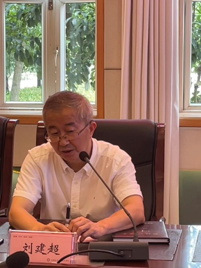 刘建超最新任命，与自然美景同行，探寻内心平和的旅程