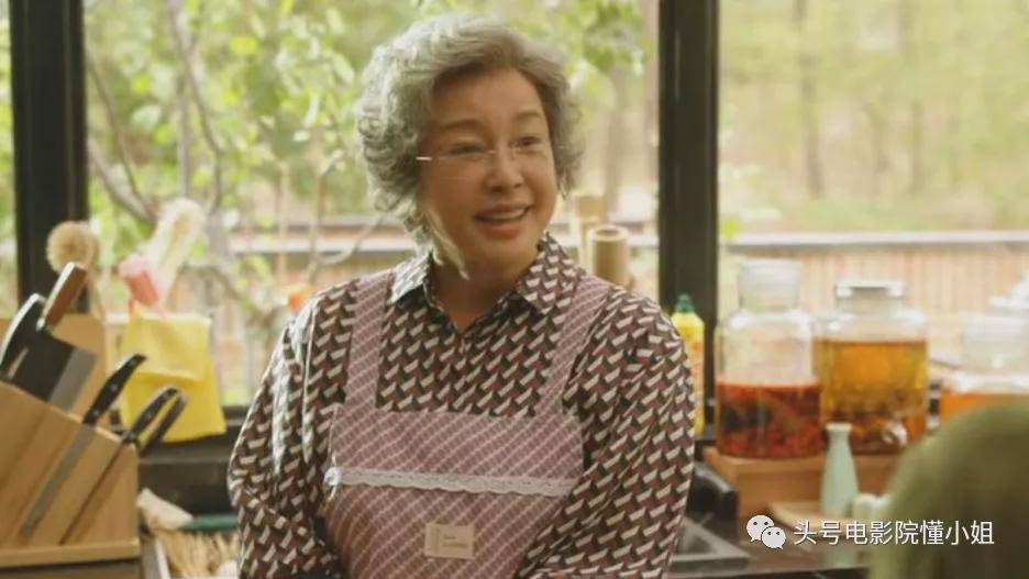 演婆婆的老演员的角色塑造详细步骤指南,如何完成角色塑造的艺术与技巧?