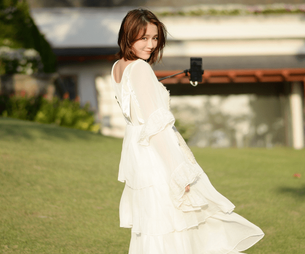 陈乔恩近期动态,自信与成就感的闪耀,照亮前行之路