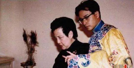 京剧演员刁丽,小巷深处的秘密舞台与独特魅力探索