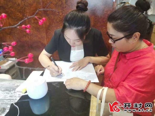 叶丹丹,天赋与努力的交融——演员之路的闪耀之星