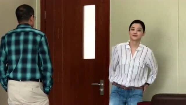 演员一秒入戏，小巷深处的戏剧人生体验