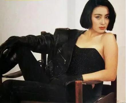 香港女演员张敏，银幕与人生的蜕变之旅——自信与成就感的源泉