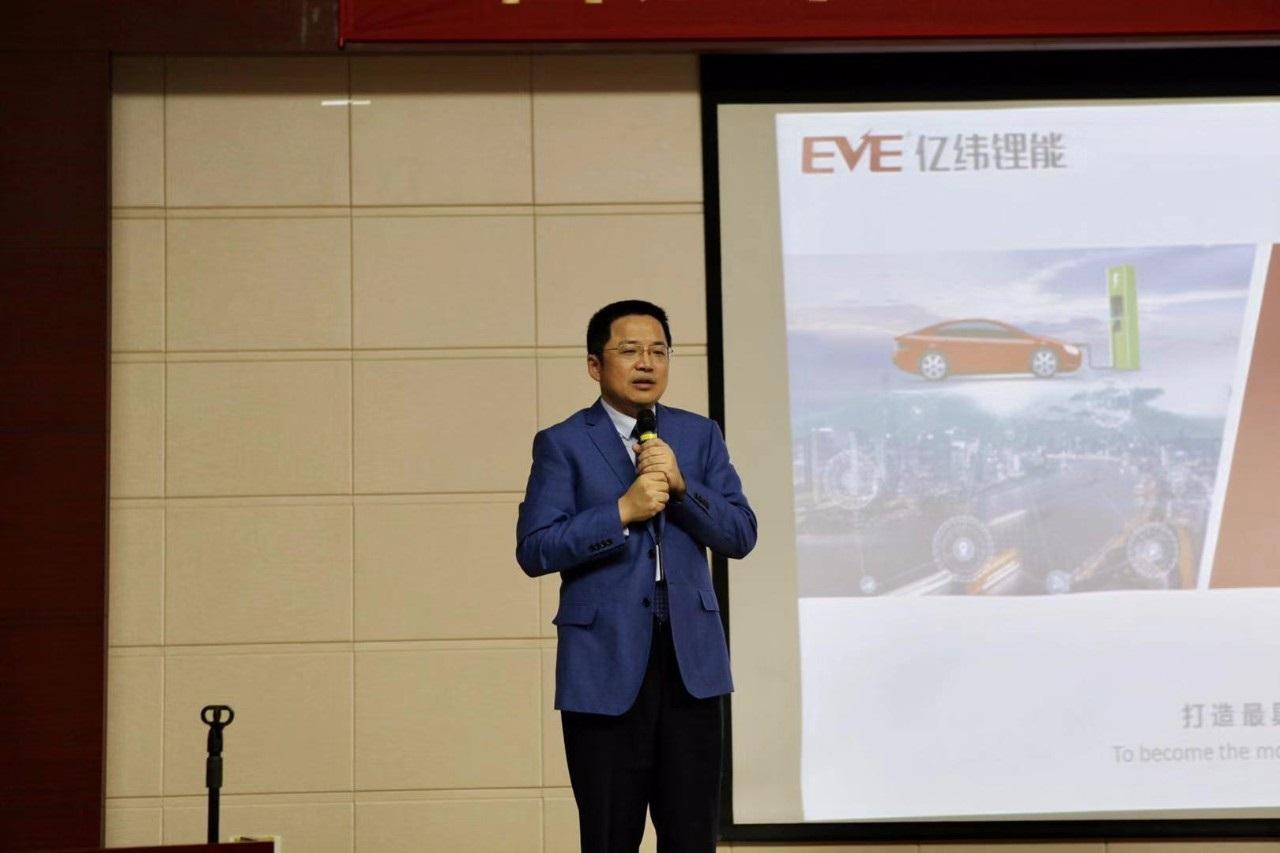 亿纬锂能股票行情，小巷深处的投资宝藏与独特风景探索