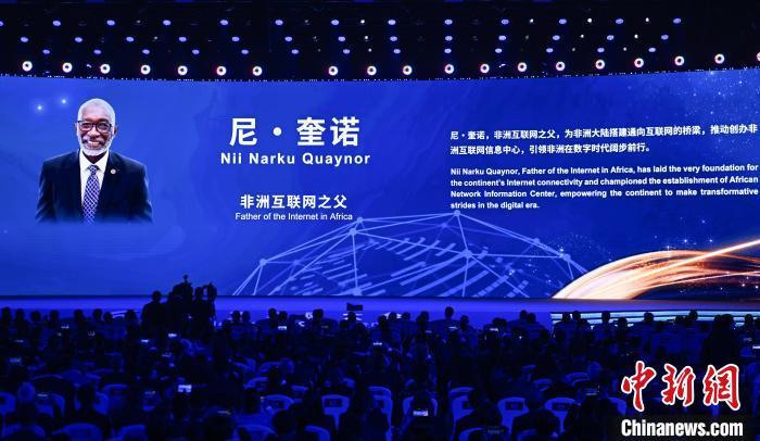 最新网站揭晓,引领数字时代的三大亮点闪耀登场