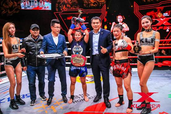 昆仑决汪柯涵赛场热血时刻,战斗激情与荣耀瞬间