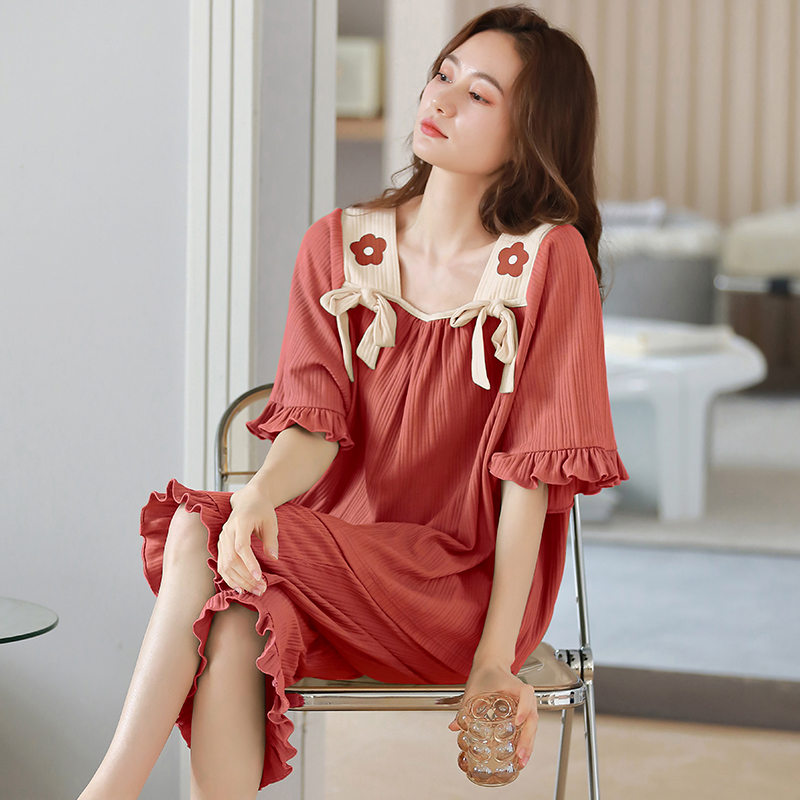 睡衣露露新款，科技重塑舒适之夜，时尚生活艺术新体验及价格解析