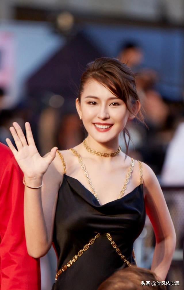 优秀女演员的宁静之旅，与自然美景的邂逅寻找内心平和的旅程