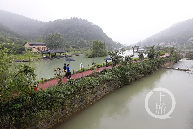 关坝镇凉风美景图，未来生活的科技魅力视觉盛宴