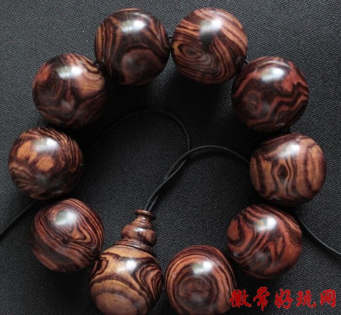 海南黄花梨鬼脸手串价格详解,深入解析与观点阐述