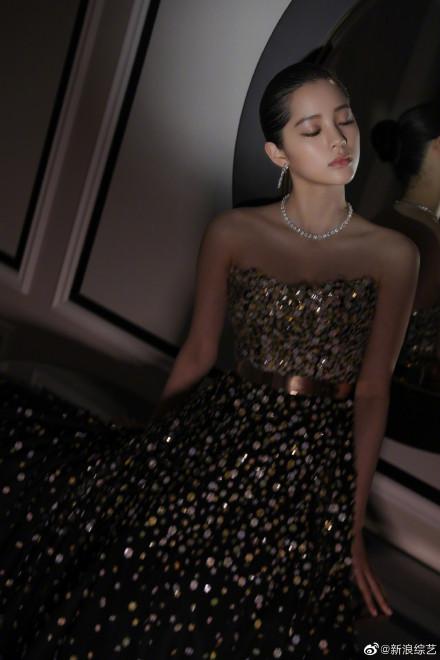 演员电吉他,舞台摇滚与星光背后的故事