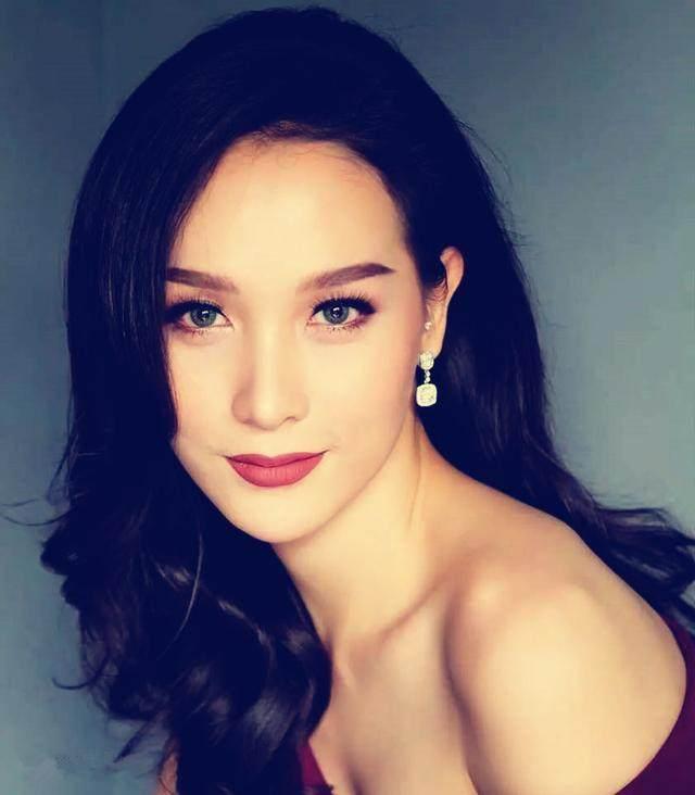 中国变性明星的彩色生活纪实