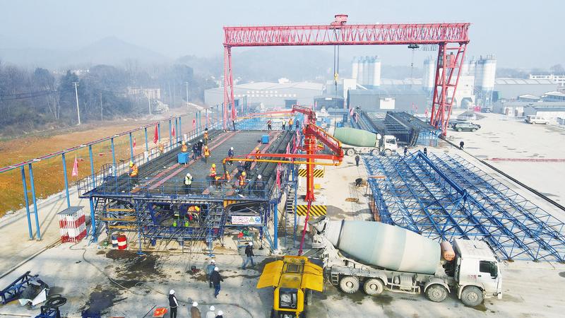 池黄高铁最新进展,动态更新、影响及观点探讨