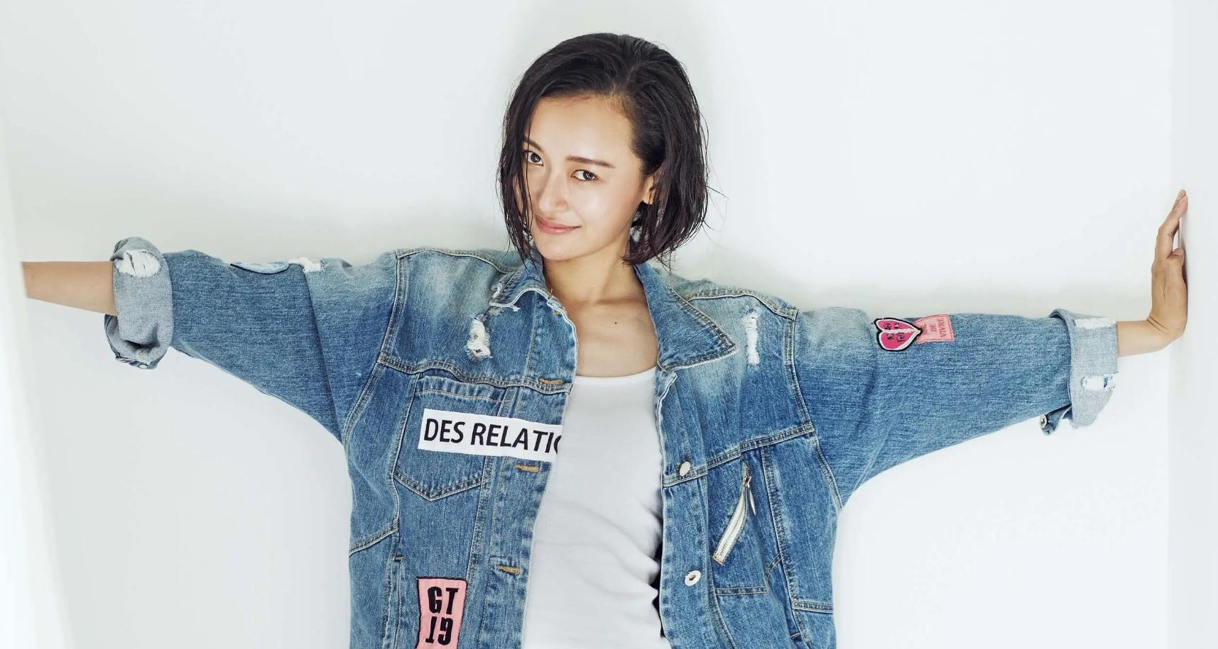 女演员杨舒,演艺之路璀璨闪耀,小巷中的隐藏宝藏揭秘