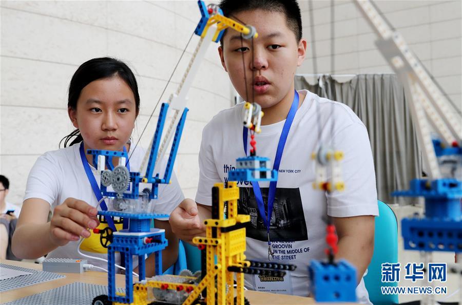 紧急招募吊车司机,职位空缺等你来挑战!