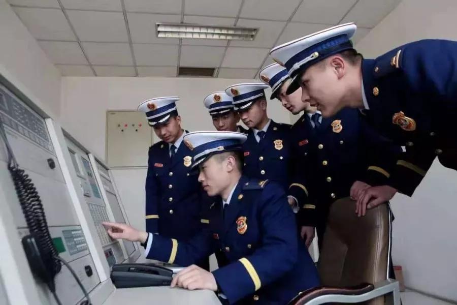 时代之光下的生命拯救行动启动!最新救援进展揭秘。